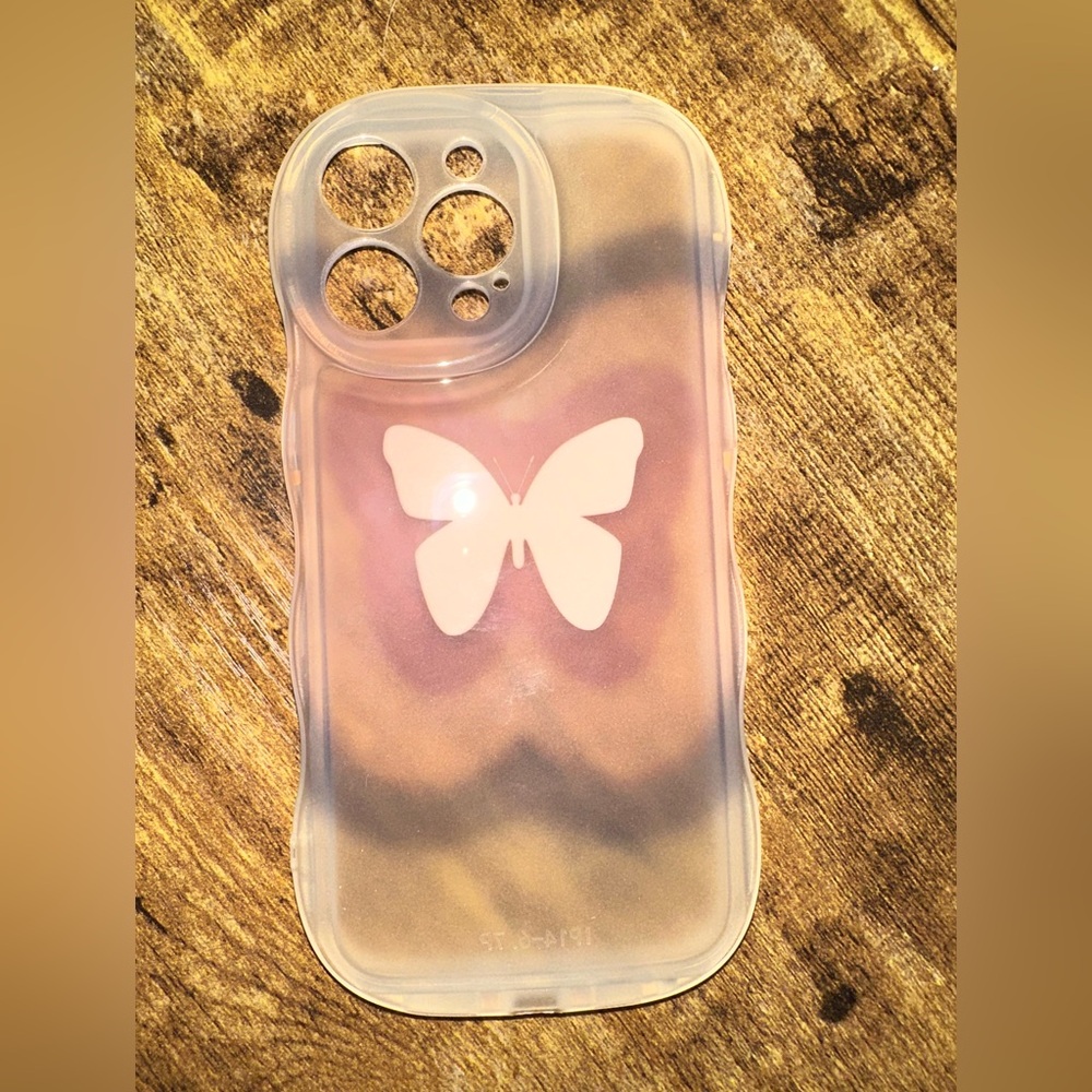 LuxyLemon Pink Butterfly Wavy Phone Case IPhone 14 Pro Max. NWOT